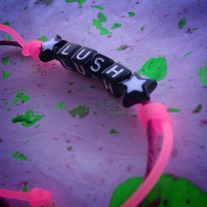 LUSH - bracelet