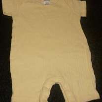 Yellow Romper-Baby Gap Size Newborn