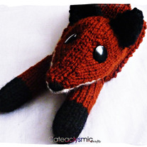 Red_20fox_20scarf_20(1)_medium