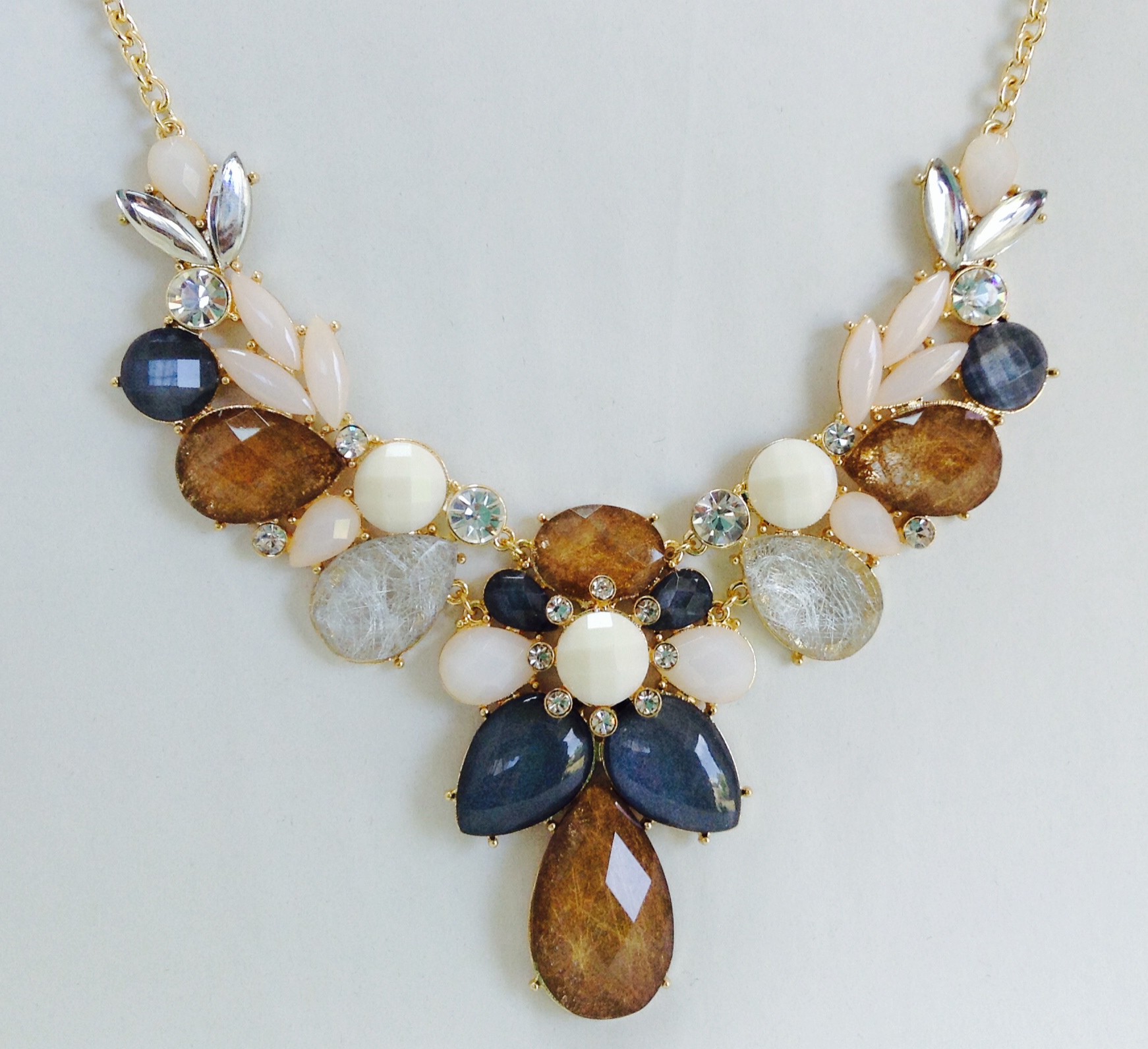 MUTED GEMS NECKLACE SET · T A K I N G V I O L E T 'S · Online Store