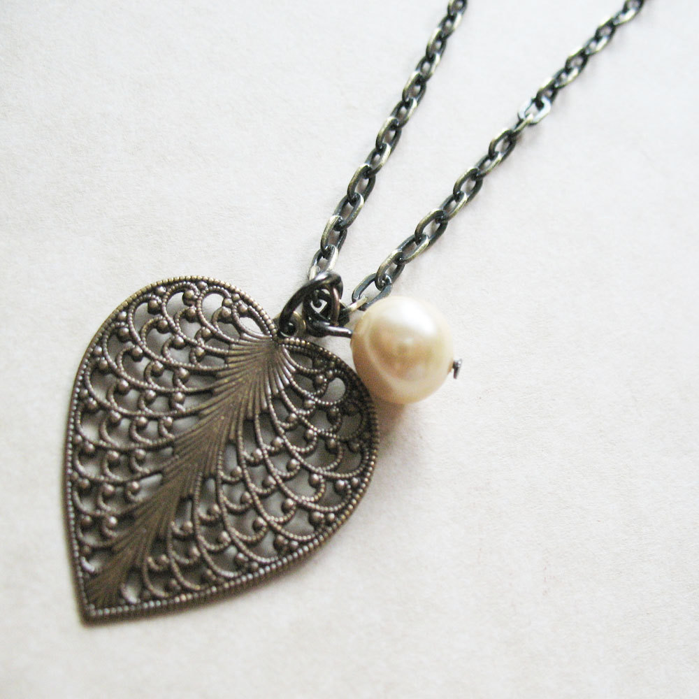 heart leaf filigree necklace heart and pearl necklace heart leaf filigree necklace heart and pearl necklace