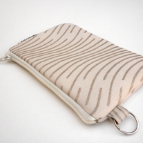 MINI-POUCH IN GOLDEN RIBBONS