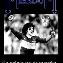 The True Mierdum - La Pelota No Se Mancha... Se Sacrifica Por Satán MC