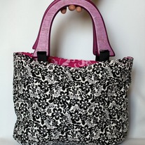 Wood Handled Bag {Black & White Floral}