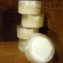 Lipbalm_batch1_virgincoconutoil-beeswax_medium