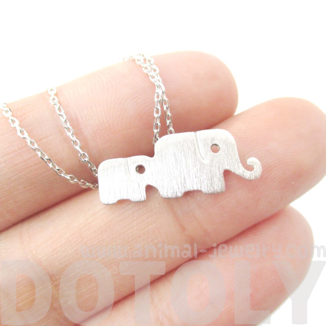 Classic Elephant Mother and Baby Family Pendant Necklace in Silver