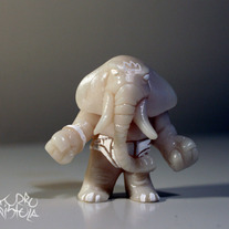 ELEPHANTOS "EGGPLANT KING GHOSTER" color changing resin mini figure