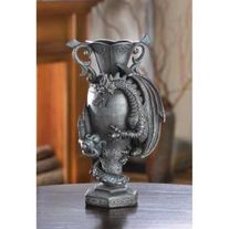 Black Dragon Scaling Vase