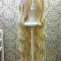 Long Curly Platinum Wig