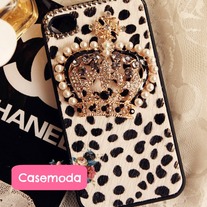 New Chic Furry White Leopard Pattern Pearls Crown iPhone Case