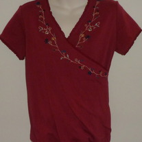 Burgundy Short Sleeve Shirt with Floral Neck Line-Take Nine Maternity Size Medium  SF0413