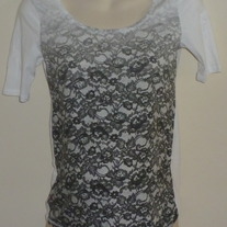 Black/Gray Fade Top-Gap Maternity Size Small  GS513