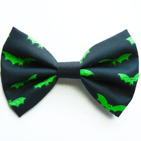 Bat Bow