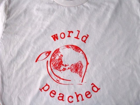 world peached tee