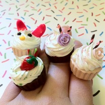 Cupcake Ring