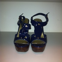 Bakers Navy/Patent Brown Wooden Heel (7.5)