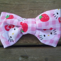 pink hello kitty