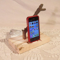 iPhone - iPod Dock - Charger and Sync Station - Natural - Back to Nature -- iDock