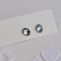 Storm grey faceted glass studs