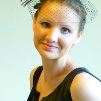 Peacock Bridal Fascinator with Green Organza Flower  - Thumbnail 4