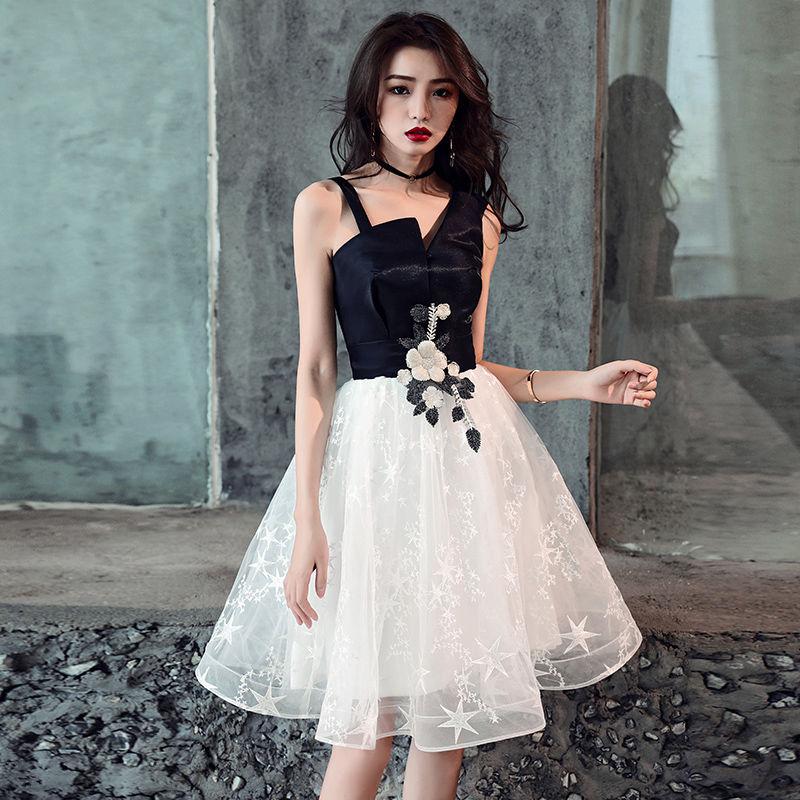 champagne long formal dresses Shiny Tulle A Line V Neck Prom Dresses, Long Champagne no:Z030655 White Crinkled Sleeveless Belted Color:Light Yellow