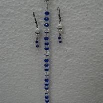 Blueandwhite_medium