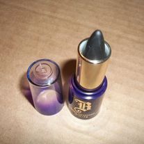 Black_20velvet_medium