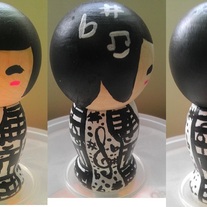 Music_20kokeshi_20doll_20comp_medium