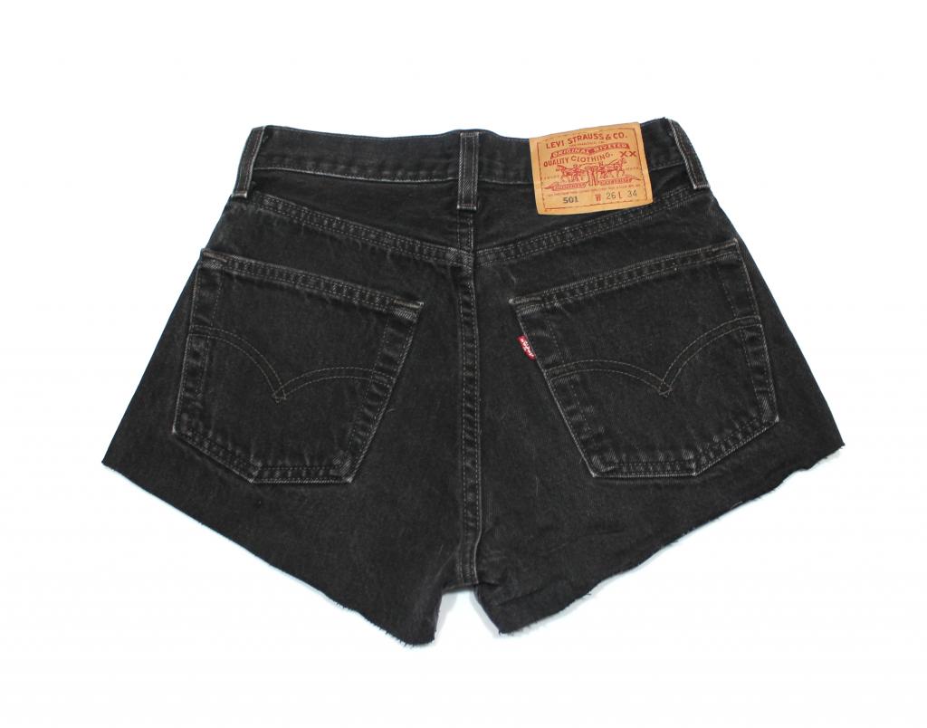 black shorts levis