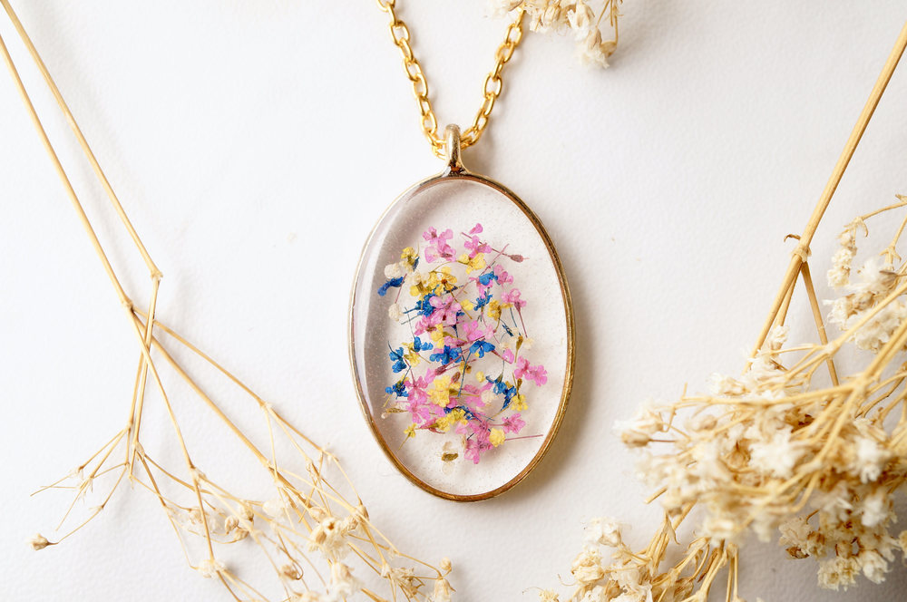 Gold flower pendant Jewelry flowers real resin Women/'s oval pendant necklace dried real white flowers pressed into resin Unique gift