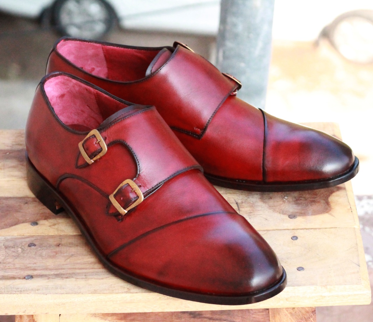 wine colour shoes for men