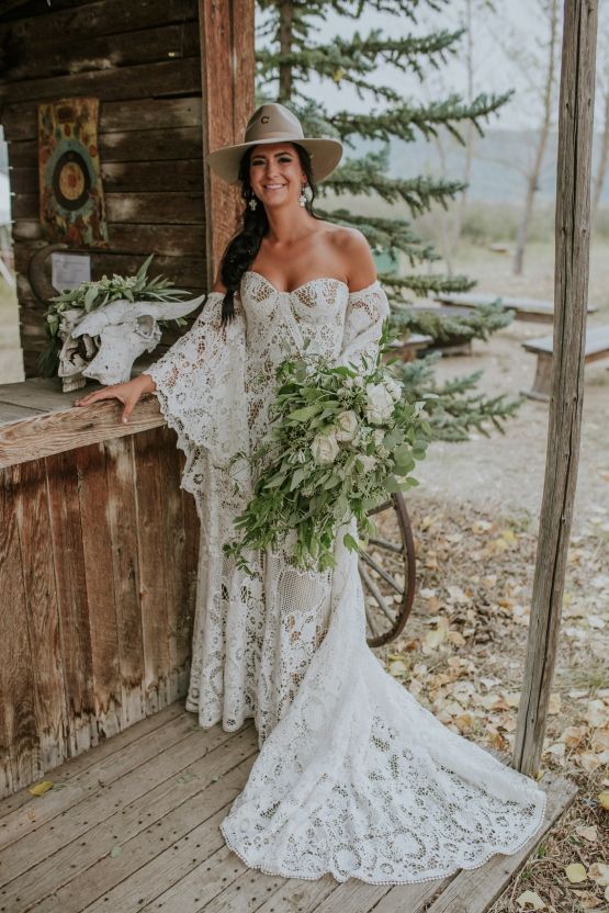 lace wedding dress country